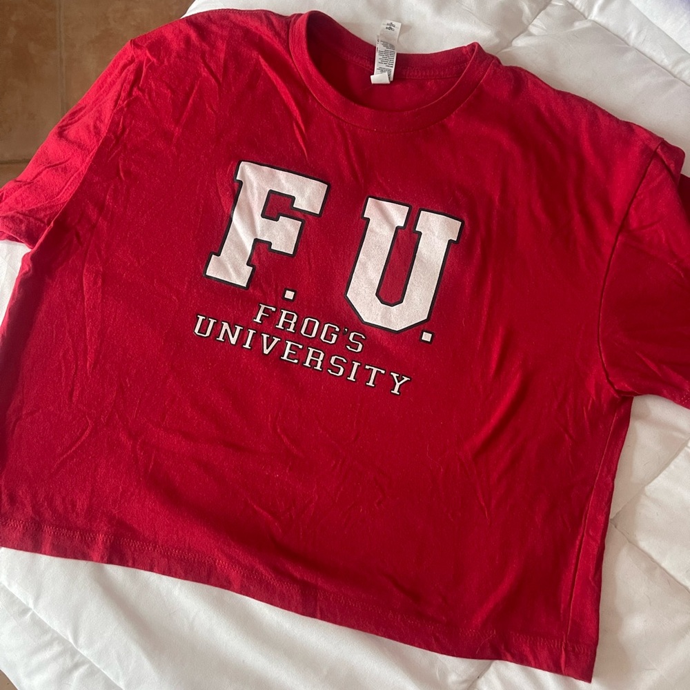 Gildan Red Graphic T-Shirt
